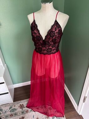 Vintage Sheer Lace Bodice Red Maxi Nightgown